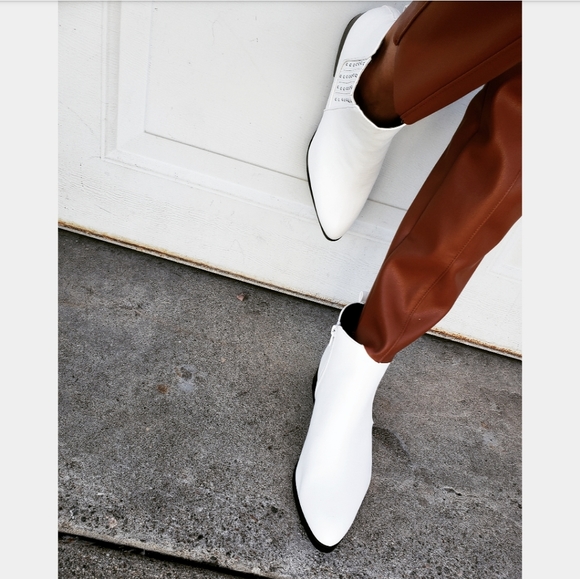 Fall collection// white studded bootie - Picture 7 of 7